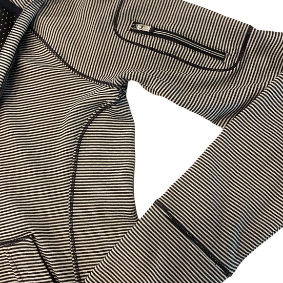 Althleta Heavenly Hail Pullover 1/2 Zip Hoodie Sweater Size XS - Picture 7 of 11